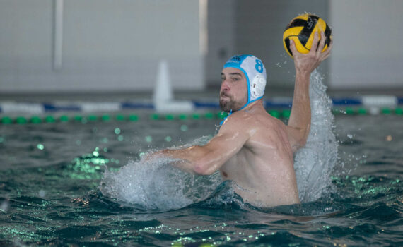 Auf dem Foto: Mit weitem Abstand Top-Torschütze bei den Orcas im Osten: Das 5:4 gegen Dresden war der 300. Ligatreffer von Erik Miers. (Foto: Sandra Seifert)