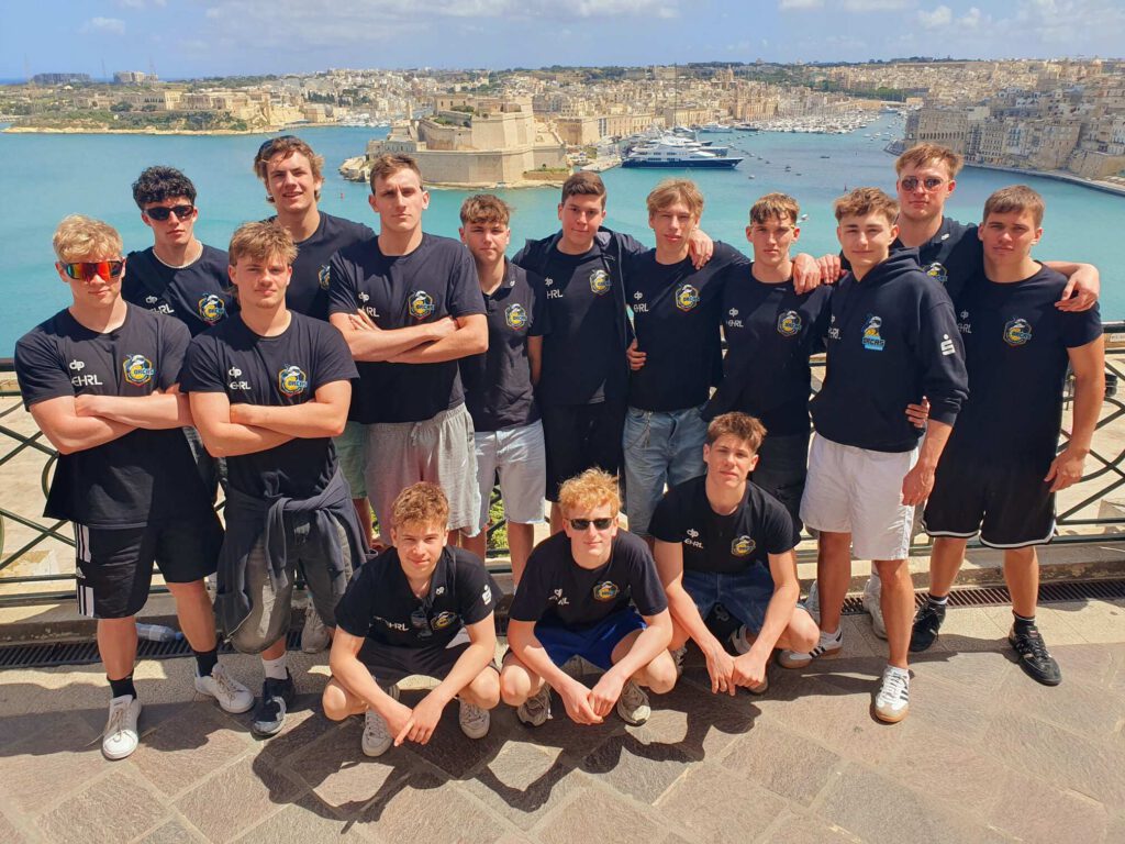 Zur unmittelbaren Vorbereitung waren Potsdams U18-Wasserballer beim „Easter U18 International“ auf Malta – hier beim Sightseeing in der Hauptstadt Valetta. (Foto: André Laube)
