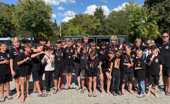 Mit gleich 3 Mannschaften waren die Altersklassen U10, U12 und U14 Potsdam Orcas beim jährlichen Stachow Pokal in Neukölln vertreten. Foto:privat
