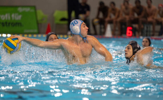 Foto: „Spieler des Tages“ und siebenfacher Torschütze: Jugend-Nationalspieler Elias Göthke. (Foto: Sandra Seifert)