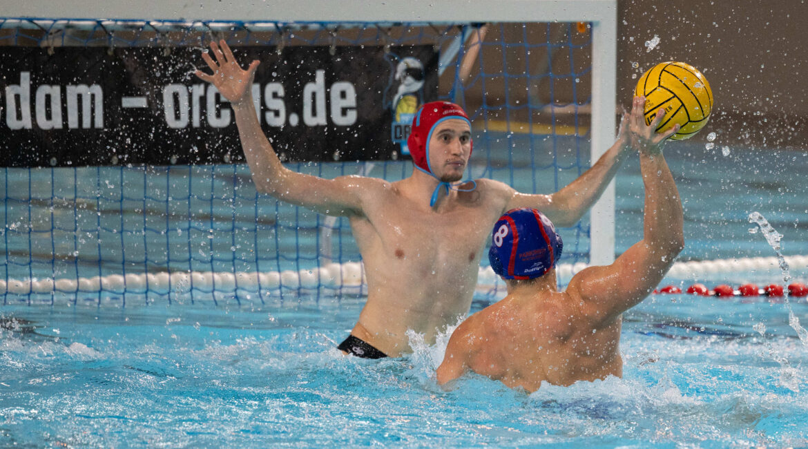 Auf dem Foto: „Spieler des Tages“, starker Rückhalt und Antreiber in Spiel 3: Orca-Torhüter Willem Simon. (Sandra Seifert)